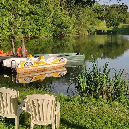Mobil-home A La Campagne