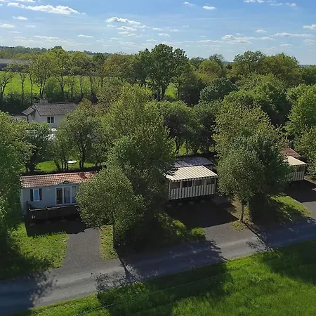Mobil-home A La Campagne Campsite *